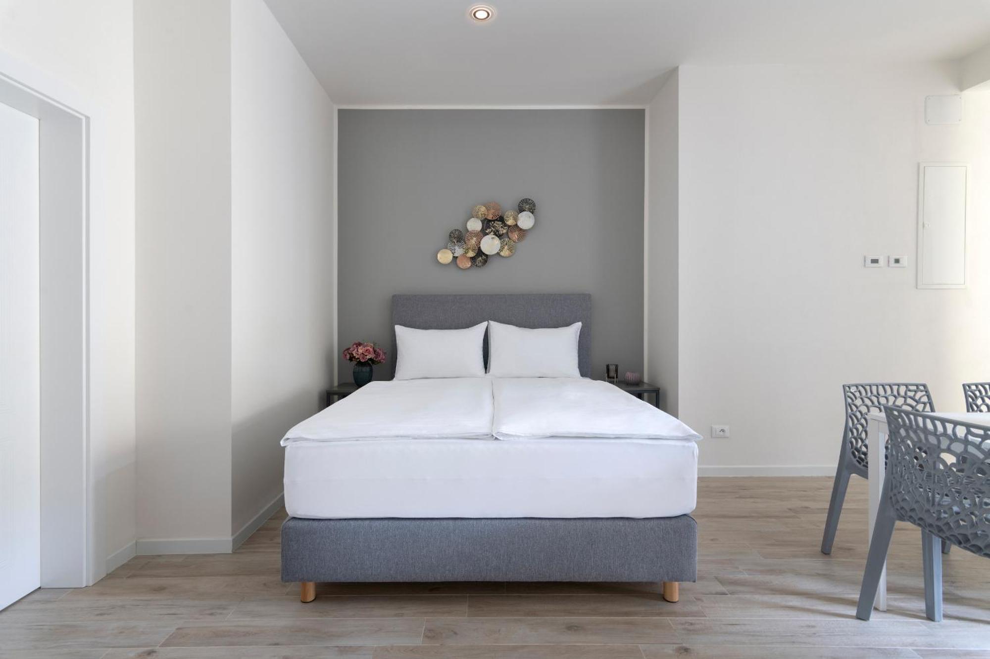 Kinsky Garden Apartments And Suites By Dwellfort 布拉格 外观 照片